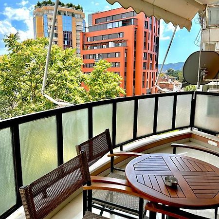 Central Inn Home Τίρανα Εξωτερικό φωτογραφία