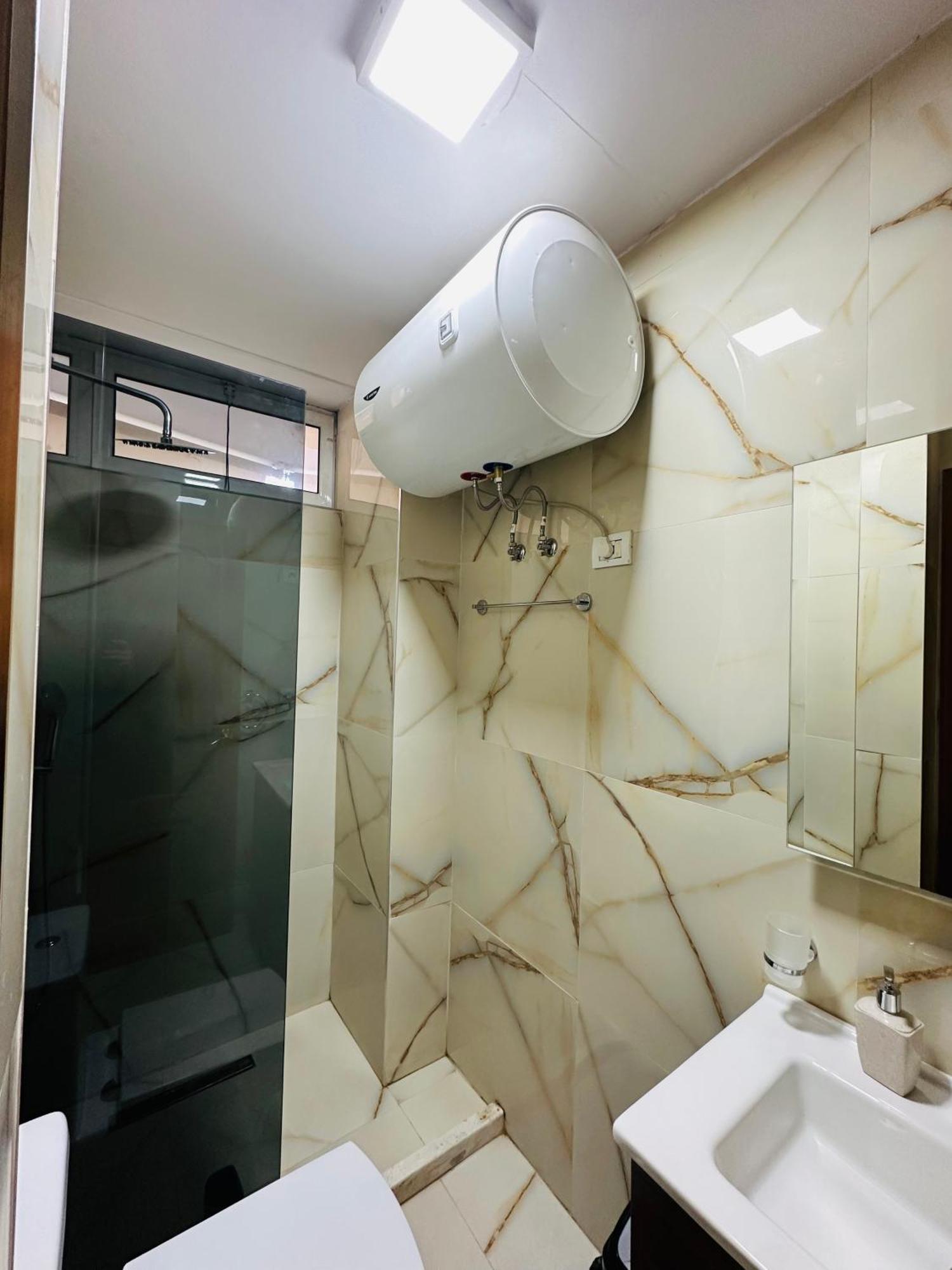 Central Inn Home Τίρανα Εξωτερικό φωτογραφία
